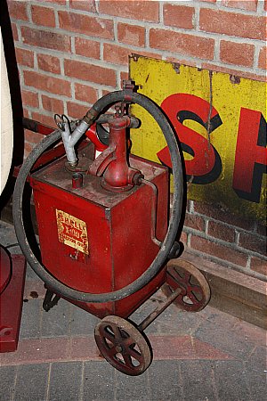 SHELL X100 DISPENSER - click to enlarge